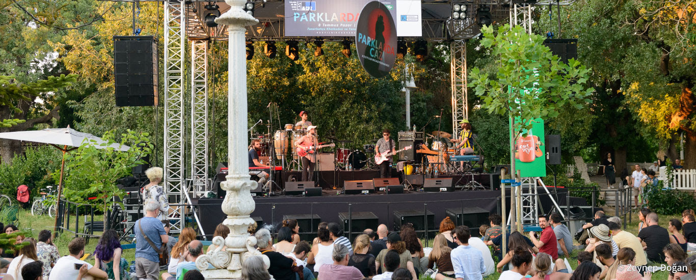 parklarda-caz-geri-donuyor