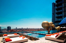 2025-yazinin-en-cool-beach-club-ve-havuzlari