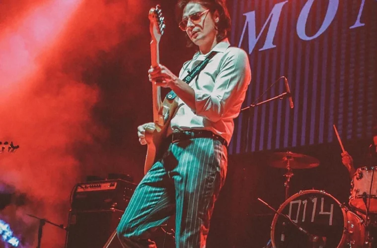 arctic-monkeys-ruhuyla-tanisin