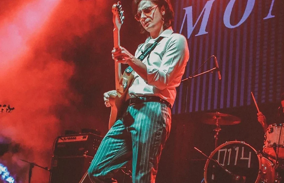 arctic-monkeys-ruhuyla-tanisin