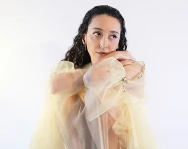 selin-sumbultepe-salon-iksvde