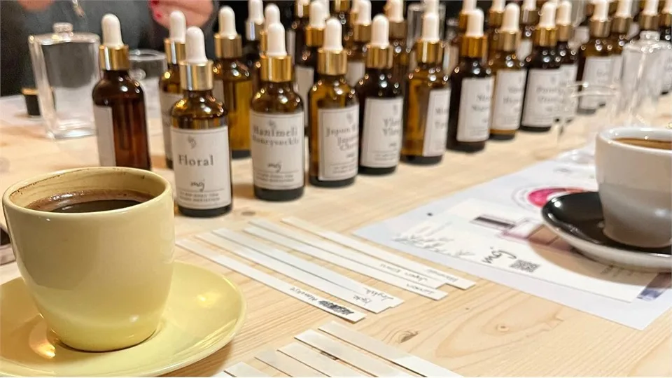 wing-cafede-sevgiliyle-parfum-tasarimi-atolyesi